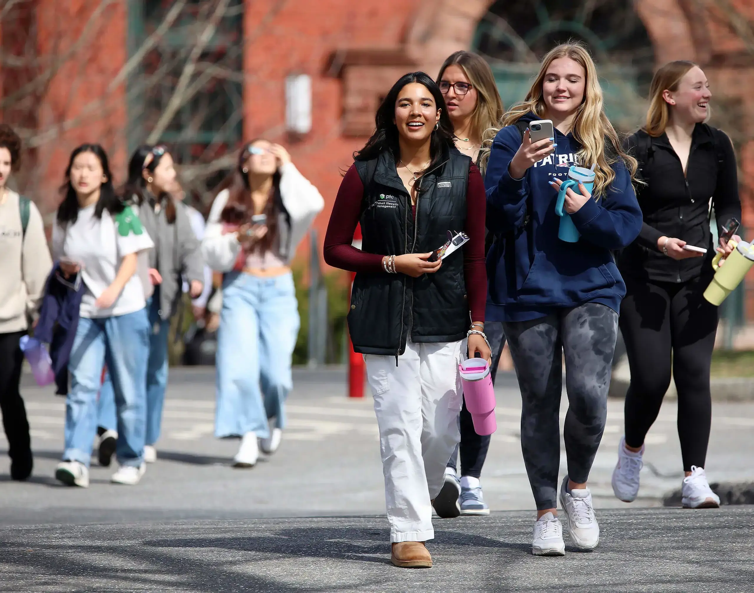 Worcester Academy Students going to eclipse viewing on campus